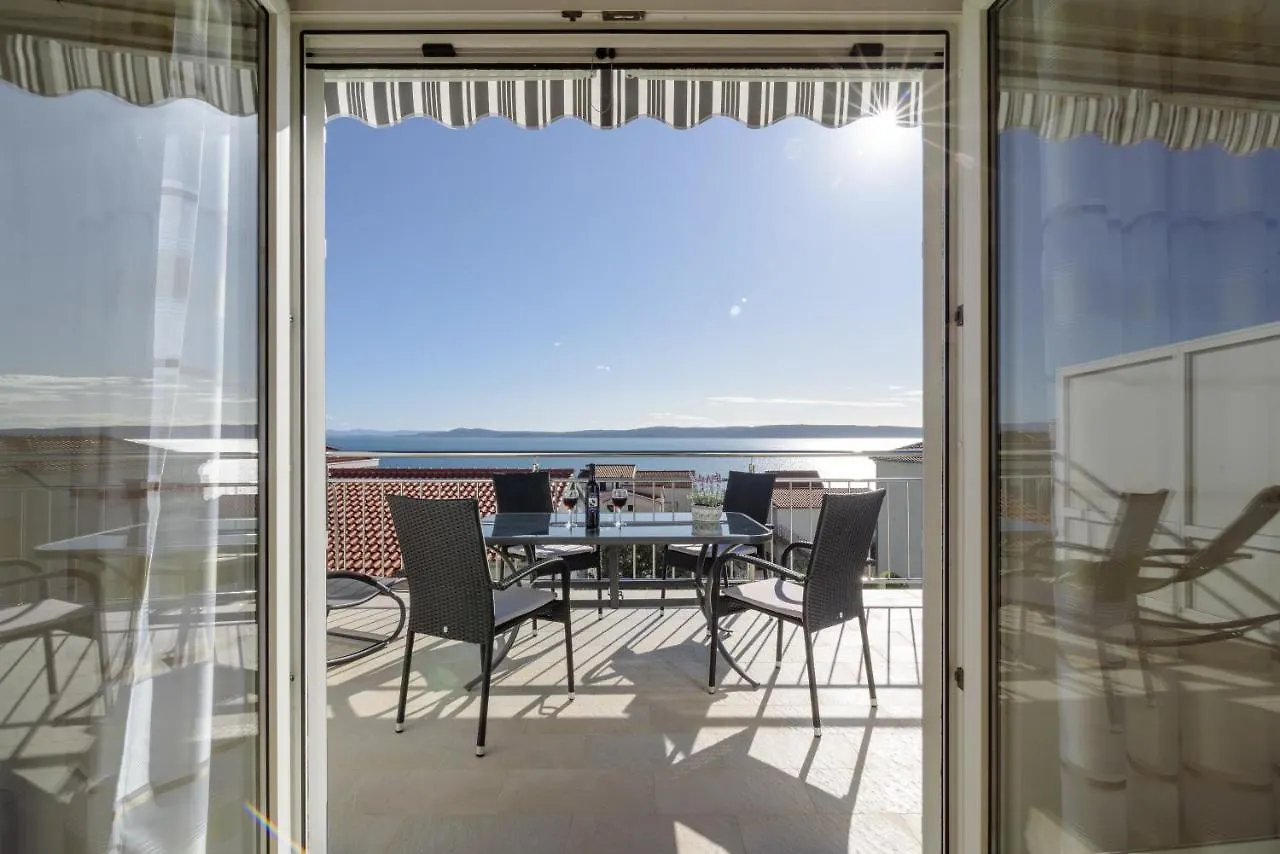 Apartment Apartmani Emil Trogir