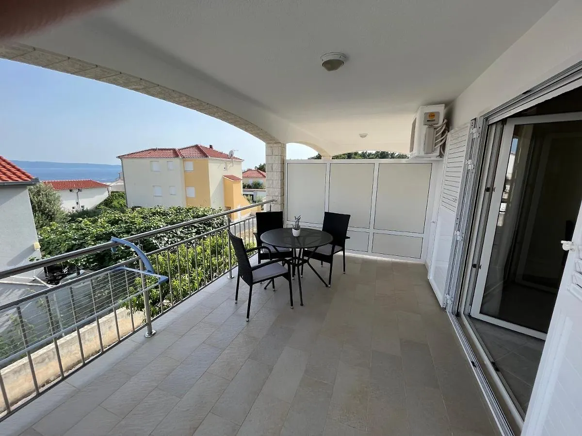 Apartment Apartmani Emil Trogir